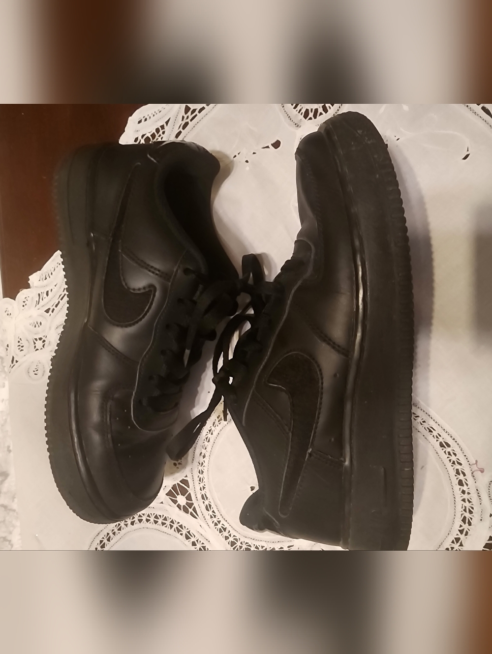Nike Black Air Force 1, 6Y/ 7.5 W Low-Top Athletic Sneakers - Picture 2 of 10